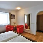 Gaestehaus Wiesegg 3*