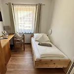 Bed & Breakfast Gaestehaus Wiesegg 3*