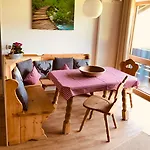 Gaestehaus Wiesegg 3*