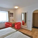 Gaestehaus Wiesegg 3* Reit im Winkl