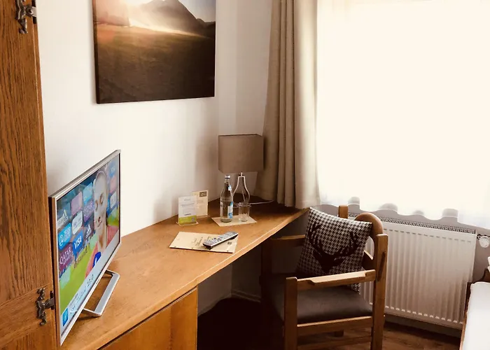 Gaestehaus Wiesegg 4*